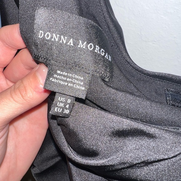 NWT Donna Morgan One Shoulder Evening Gown Size 0 - Picture 4 of 6